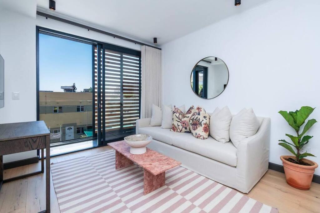 Coastal Escape * Cape Town
