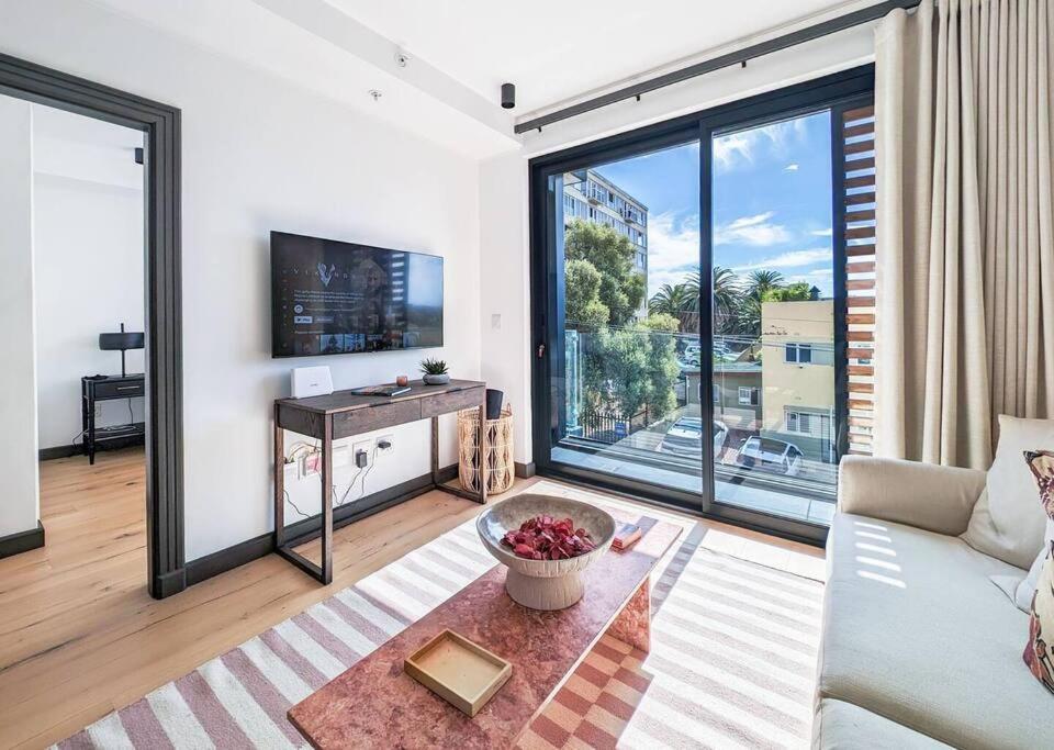 Apartment Coastal Escape *