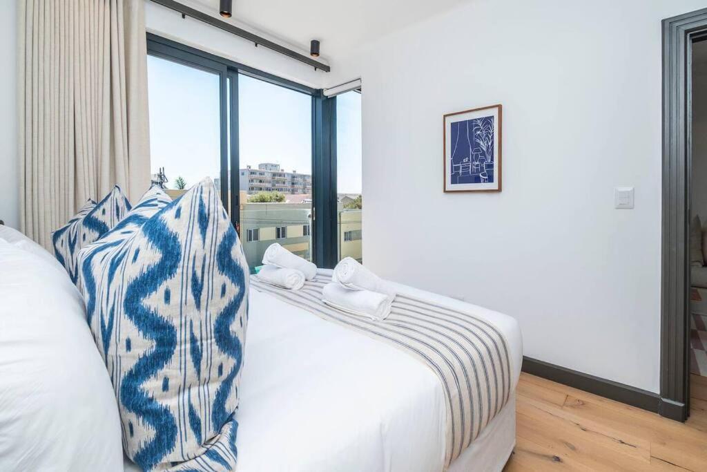 Coastal Escape * Cape Town